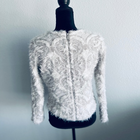 Nic+Zoe feather fuzzy sweater - Picture 4 of 4